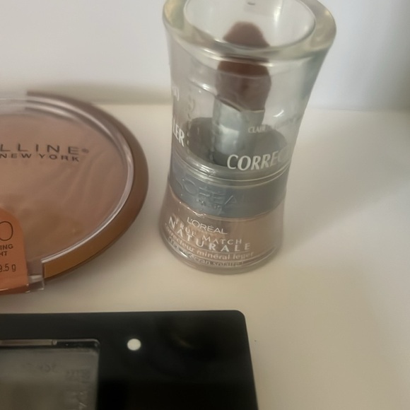 Makeup Lot - 5 Pieces All NWT - Picture 5 of 5